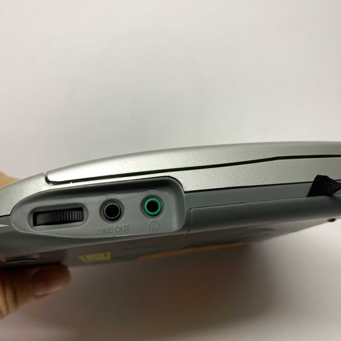 Портативний CD програвач Grundig CDP 180