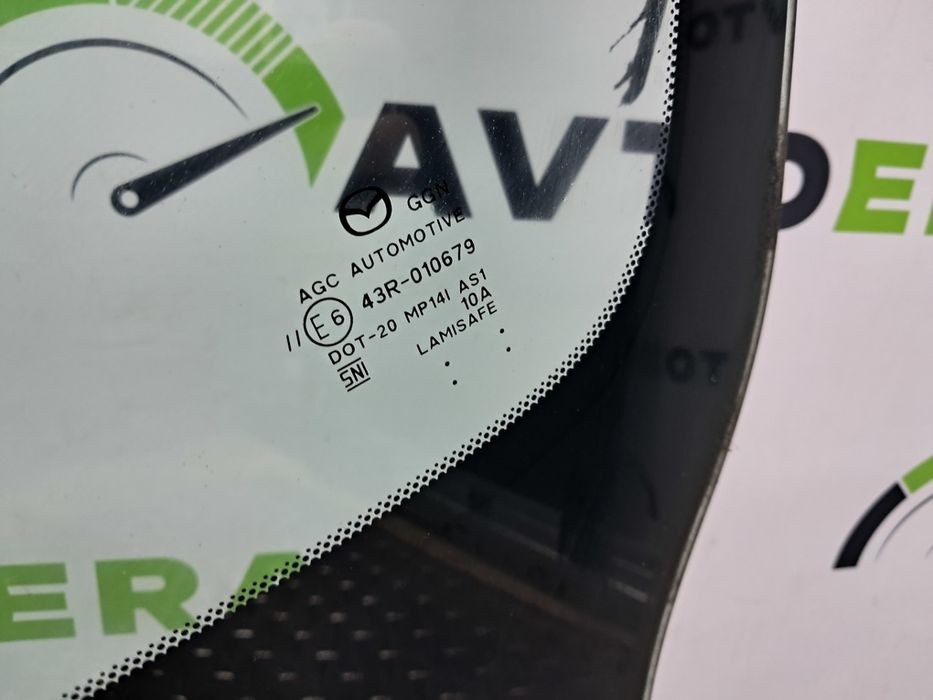 Стекло лобовое MAZDA MAZDA 3 BP 19- BEDR63900B