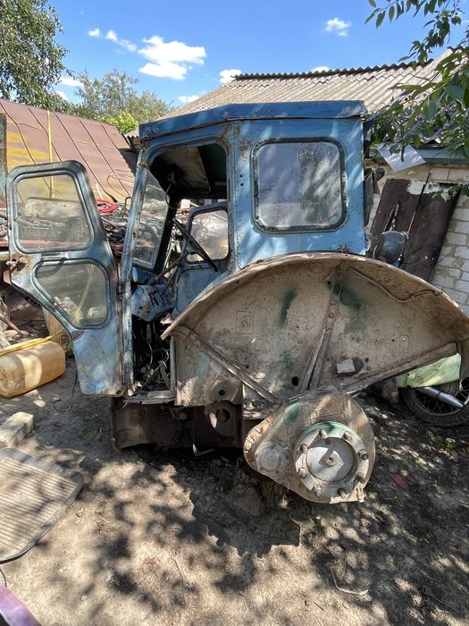 Продам кабину Т-40