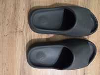 Klapki yezzy slide adidas r.43