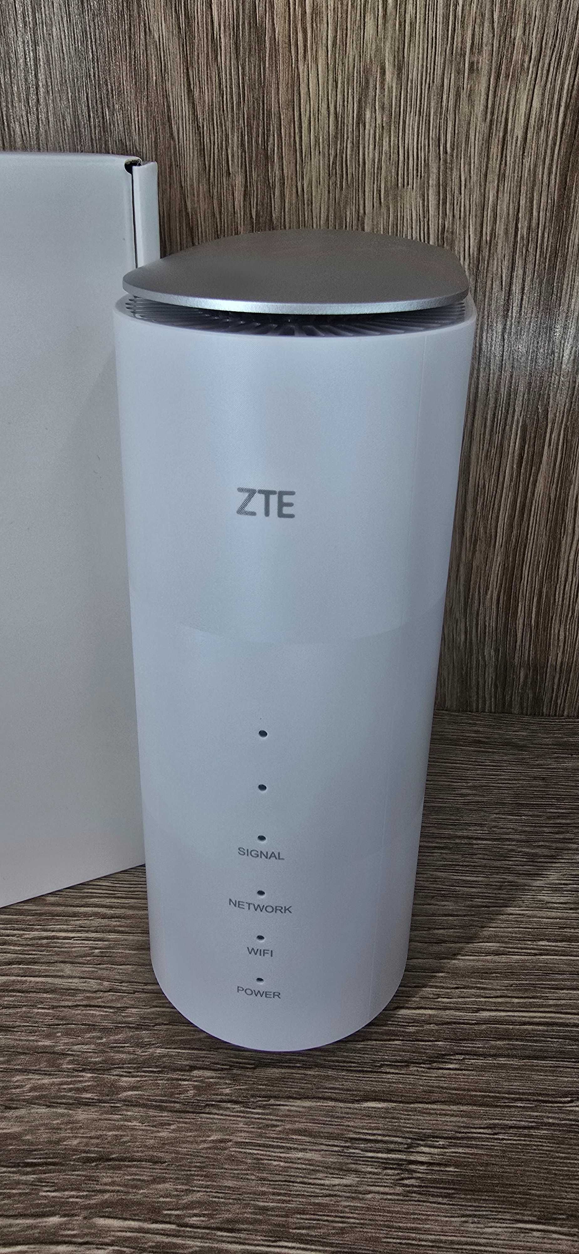 Router na Kartę Sim ZTE MC888 5G LTE cat.19 WiFi 6 AX3600