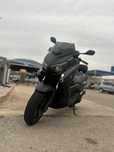 YAMAHA XMAX 125cc  só 16300 km