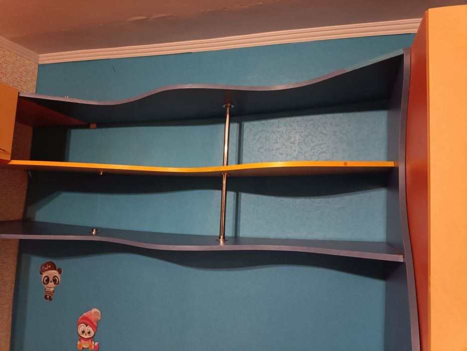 Дитяче ліжко, меблі.