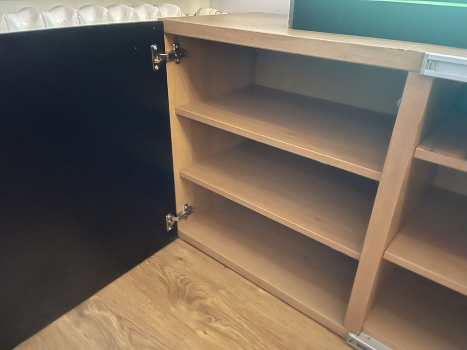 Meble modułowe do salonu IKEA BESTA - rtv, witryna, szafka