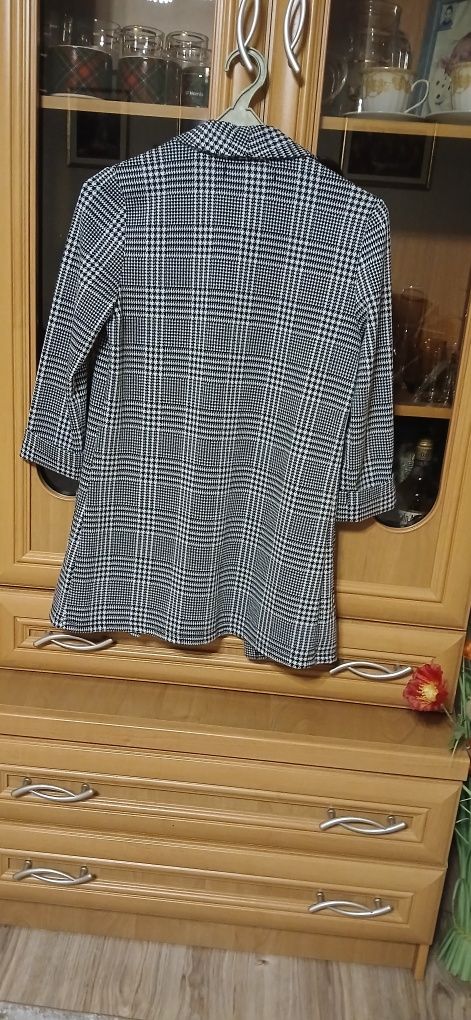 Żakiet letni damski w kratę rozmiar S