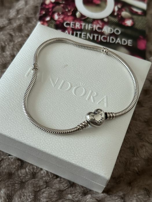 Pulseira Pandora Malha Snake com Coração – Tamanho 23 cm