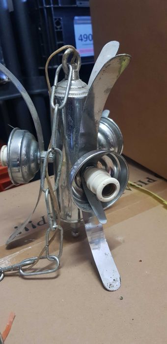 Candeiro antigo para bolas com 3 lampadas