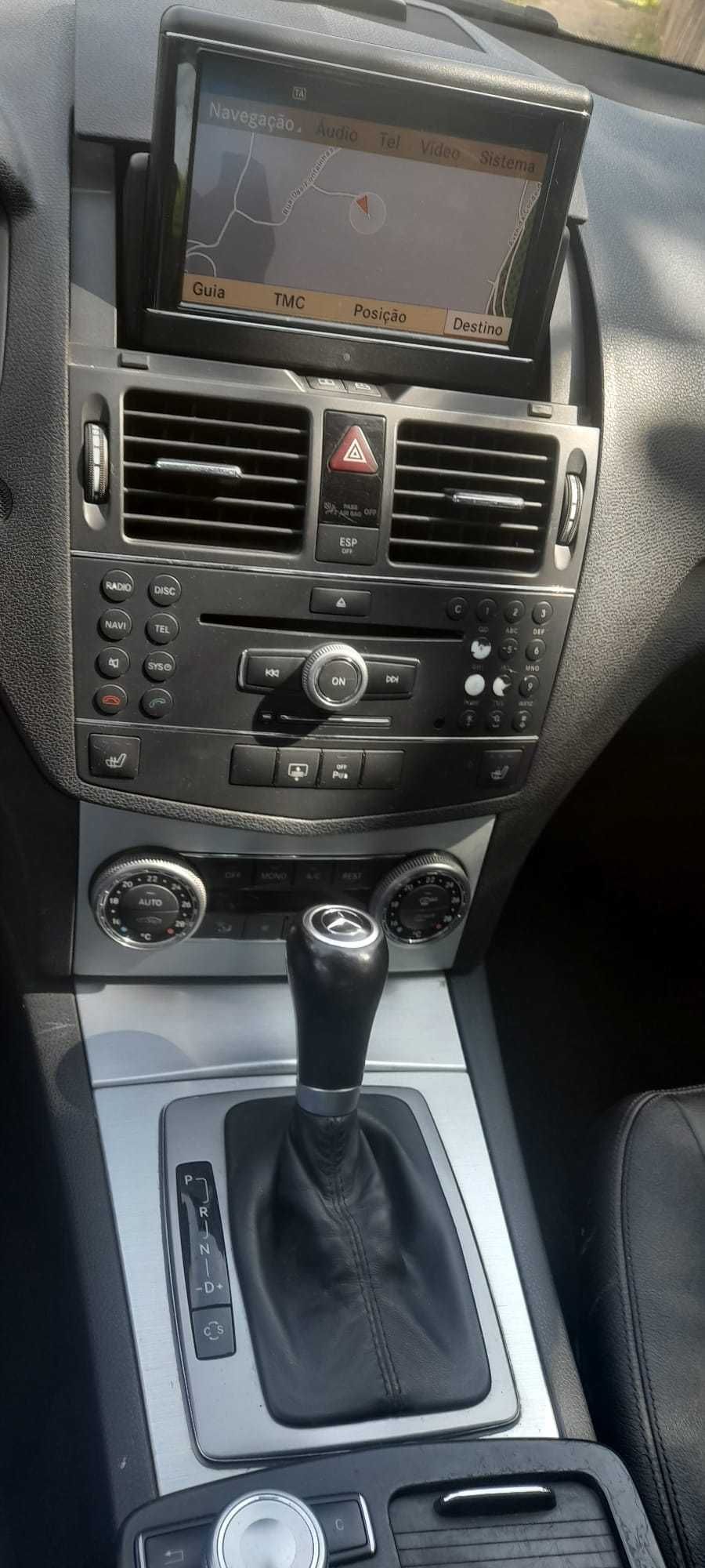 Mercedes-Benz c320