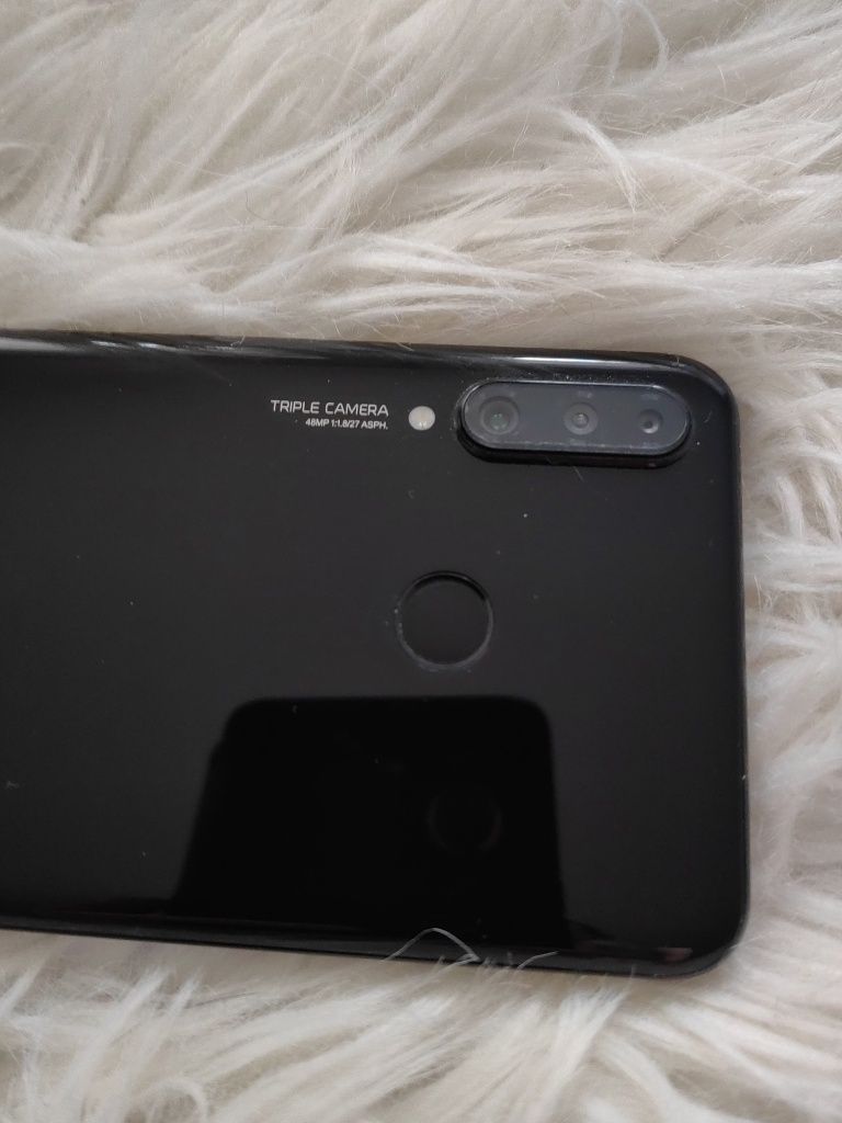 Huawei P3P0 lite w bdb stanie.