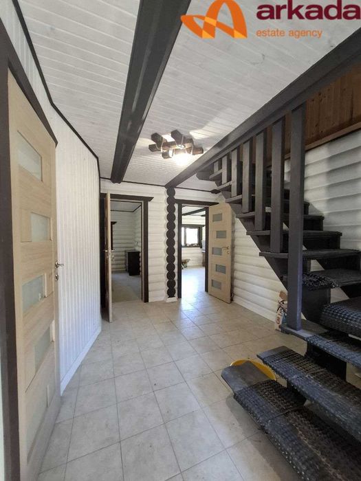 Карпати / Яблуниця 
Продаж Будинок в лісі
З виглядом на гору Хом'як.