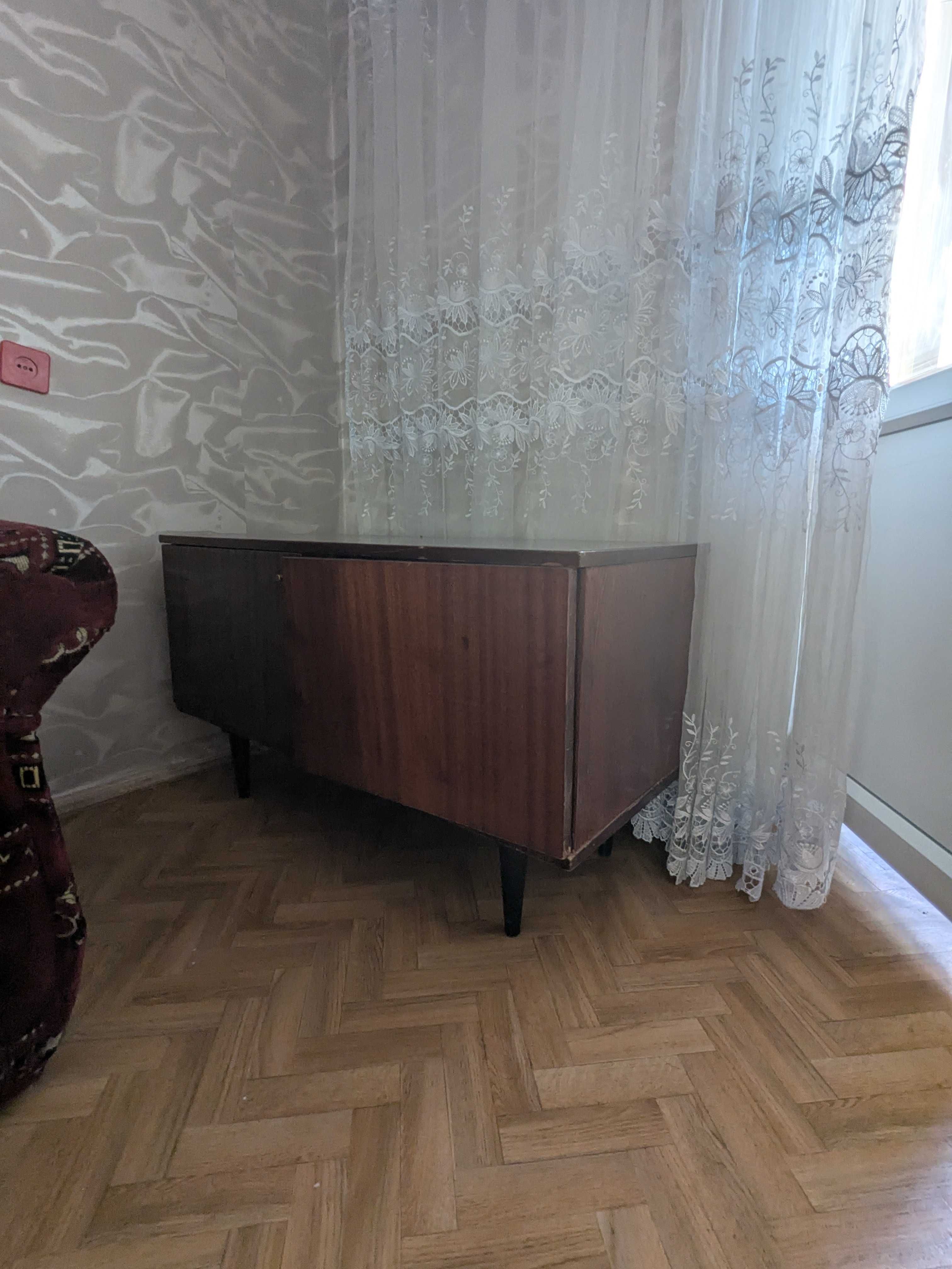 Віддам безкоштовно меблі (самовивіз).