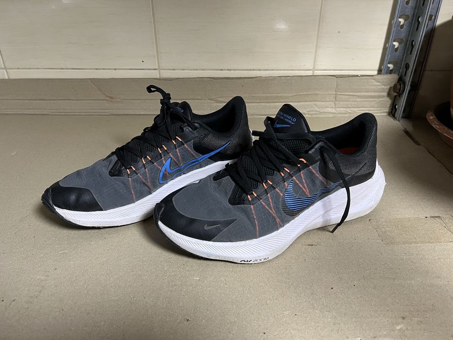 Кросівки Nike Zoom Winflo 8, розмір 42.5