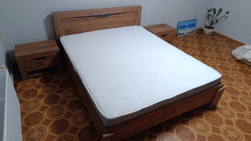 Кровать двухспальная