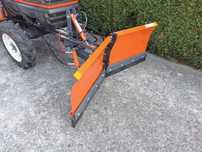 Pług do śniegu strzałkowy 150 cm, hydrauliczny, z uniwersalną płytą