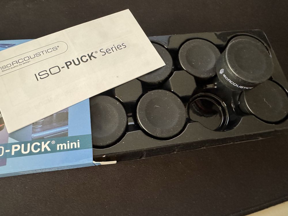 IsoAcoustics ISO-Puck mini