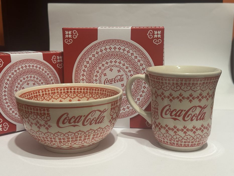 Limitowany zestaw Coca-Cola & Bolesławiec – kubek i miska