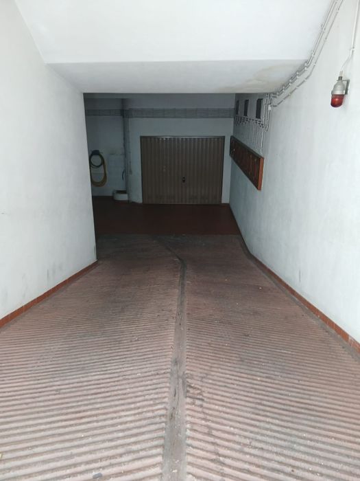 Garagem Box em Condomínio. Excelentes acessos!