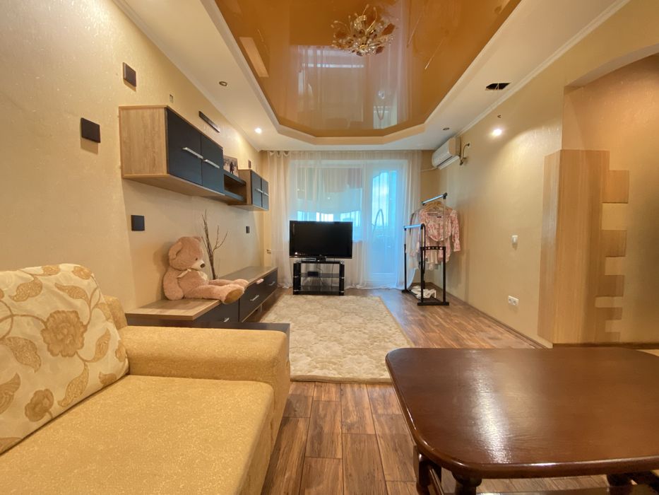 Орена 2 кім квартири, меблі, техніка, площа 45 м.кв