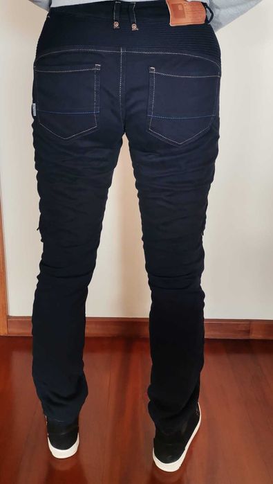 Calças Mota - Overlap City Lady