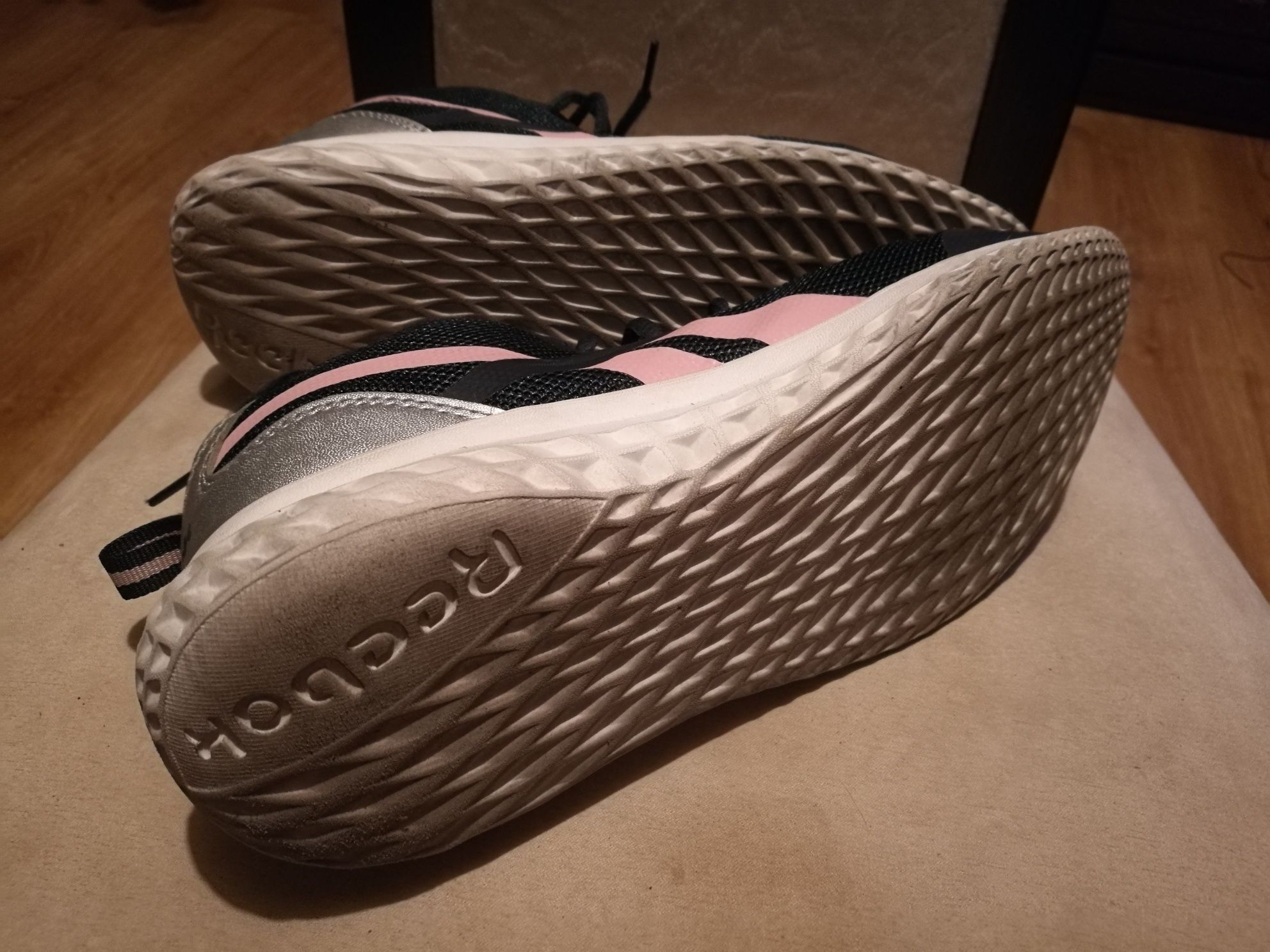 Buty Reebok sportowe r. 38