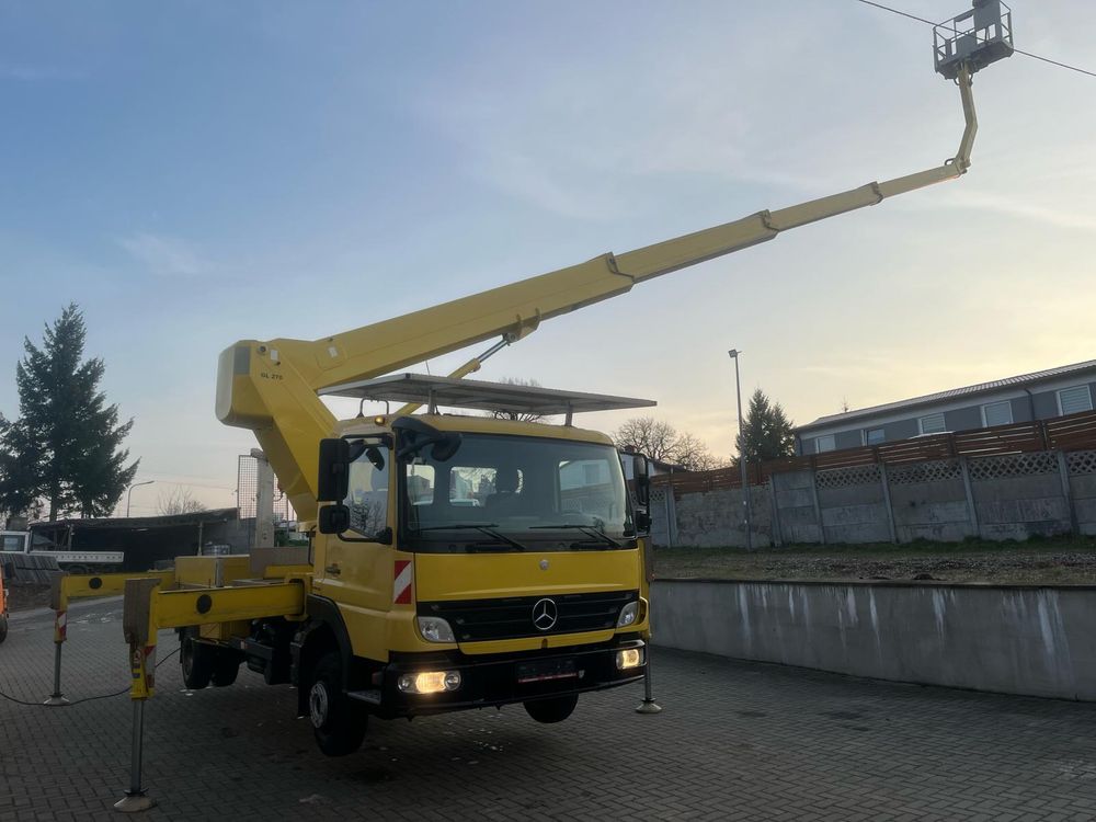 Wynajme Podnosniki koszowe Zwyżki. 20 m 26m 37m