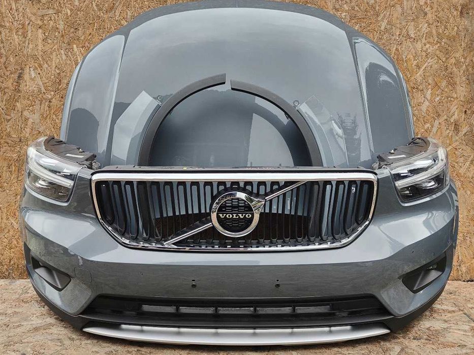 Комплектний перід капот, фари, Бампер та інші  VOLVO XC40 вольво хс40