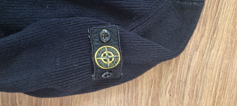 Sweterek Stone island