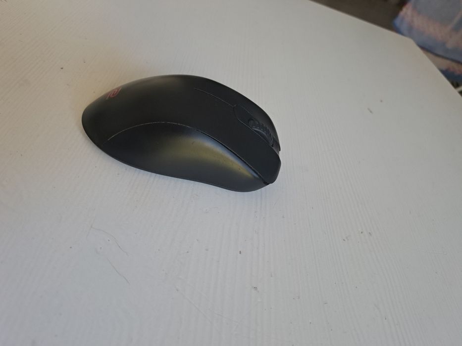 Myszka Zowie EC2 - CW
Intel Core i7-10zeni, 16 wątków, 2.90-4.70