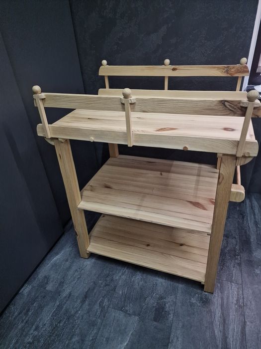 Пеленальный столик