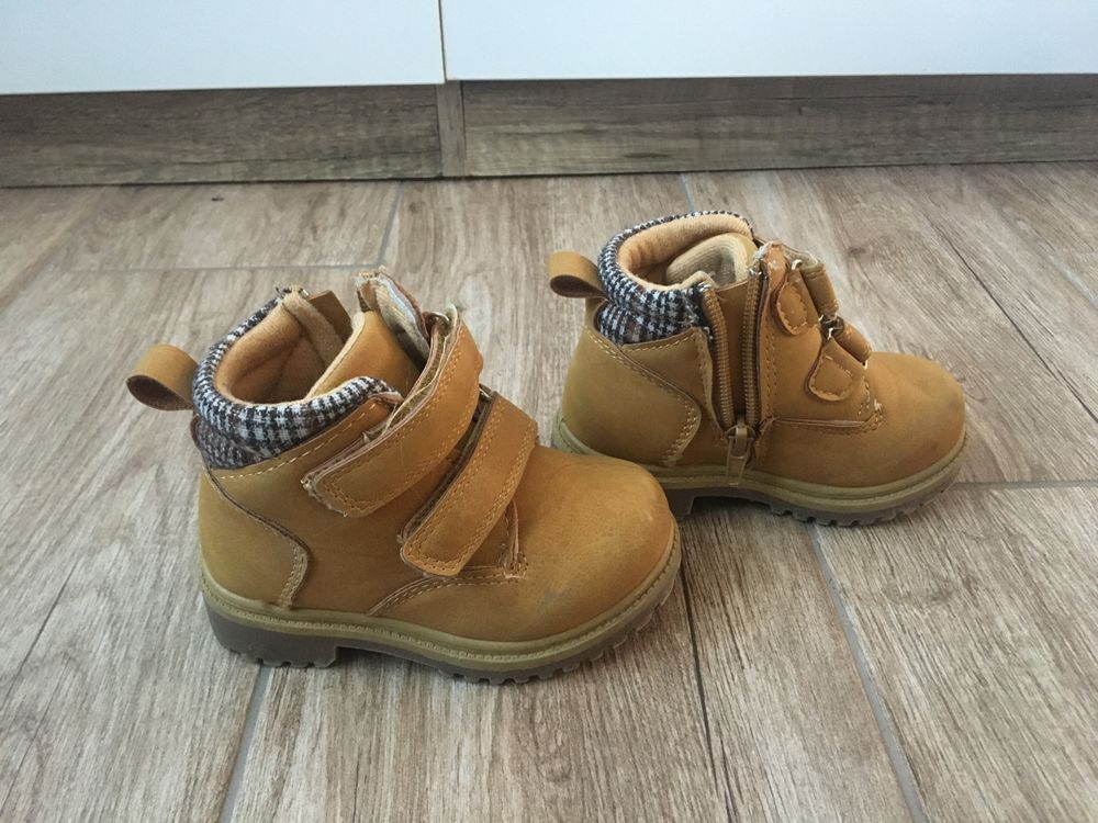 Traperki chlopiece 22