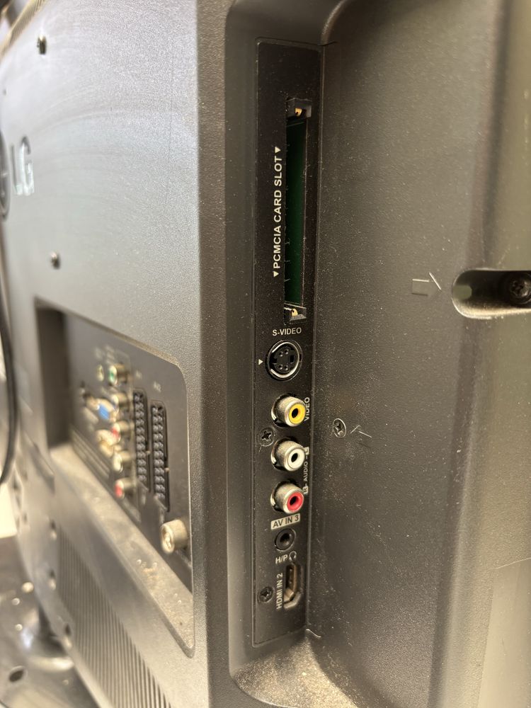 Televisão LG em ótimo estado