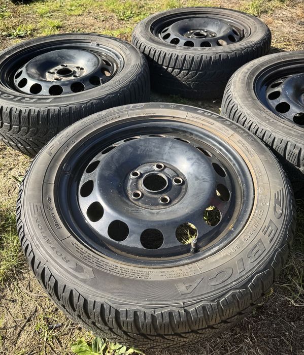 Stalówki z zimowym bieżnikiem Seat Leon III