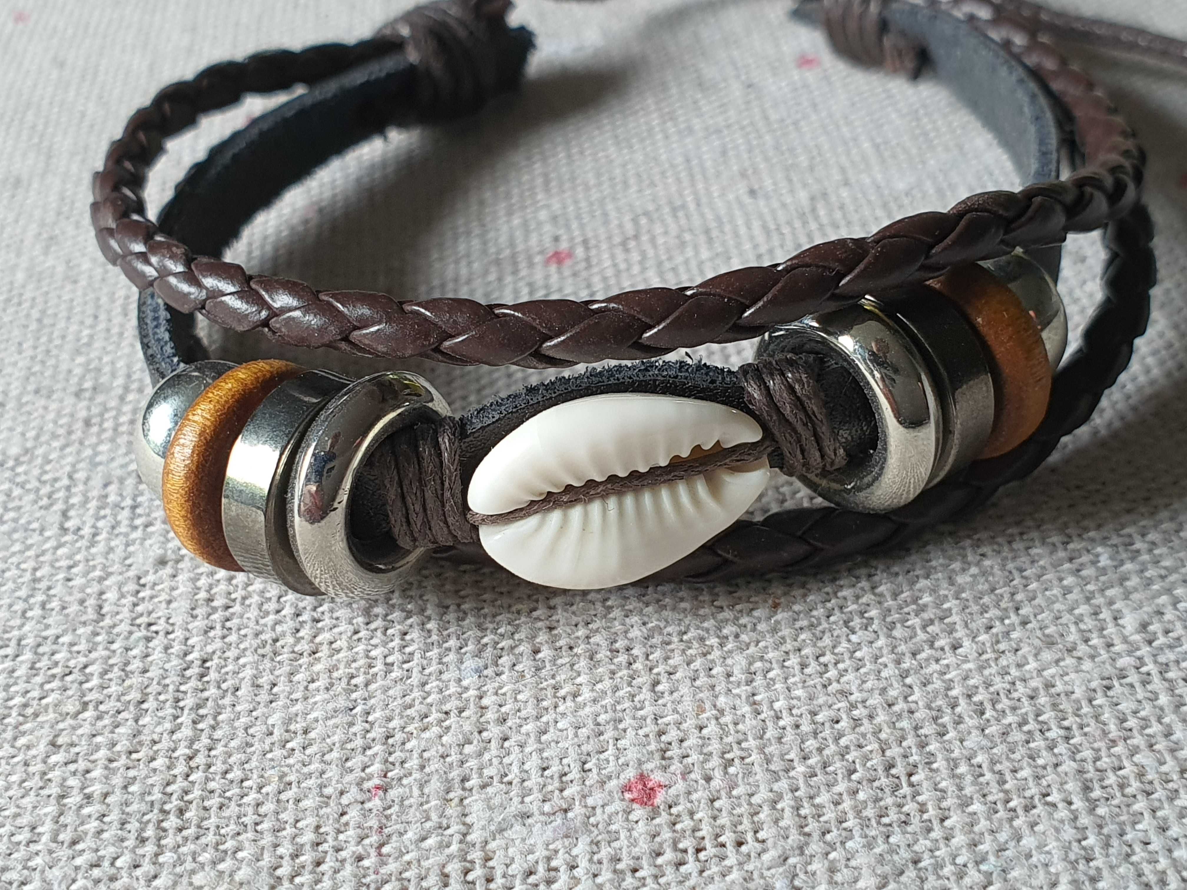 Ciekawa bransoletka handmade - rzemień muszla drewno
