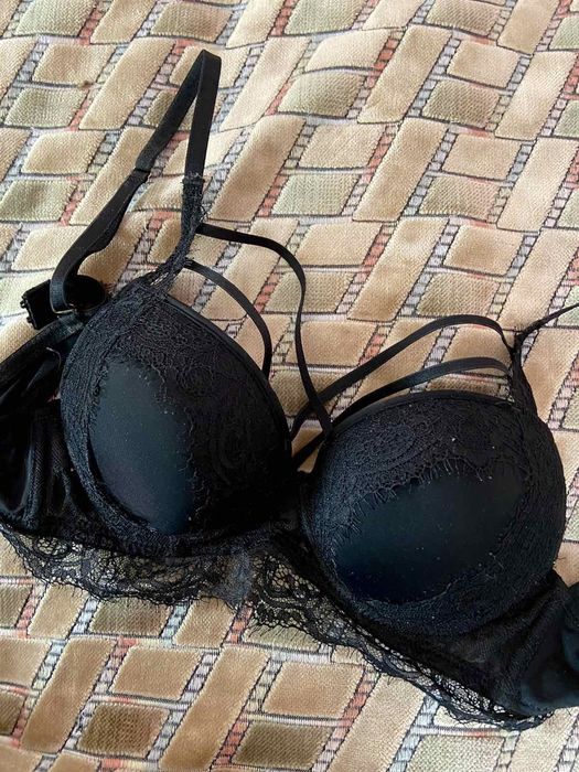 Лифчик бюстгальтер со стрипами 80 В