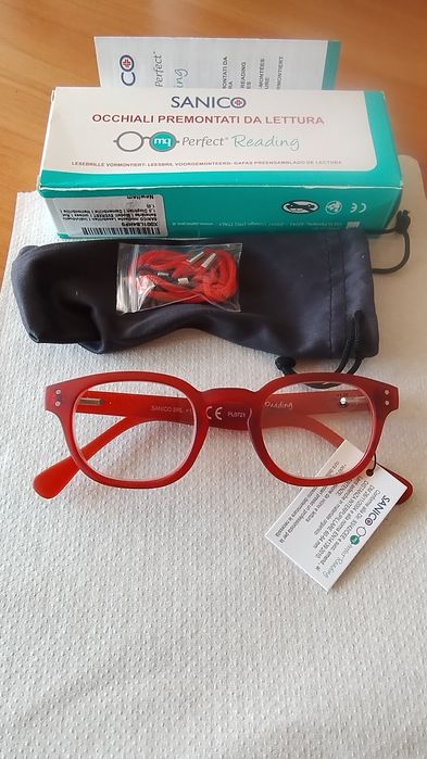 Okulary korekcyjne Sanico + 1,00 czerwone, nowe.