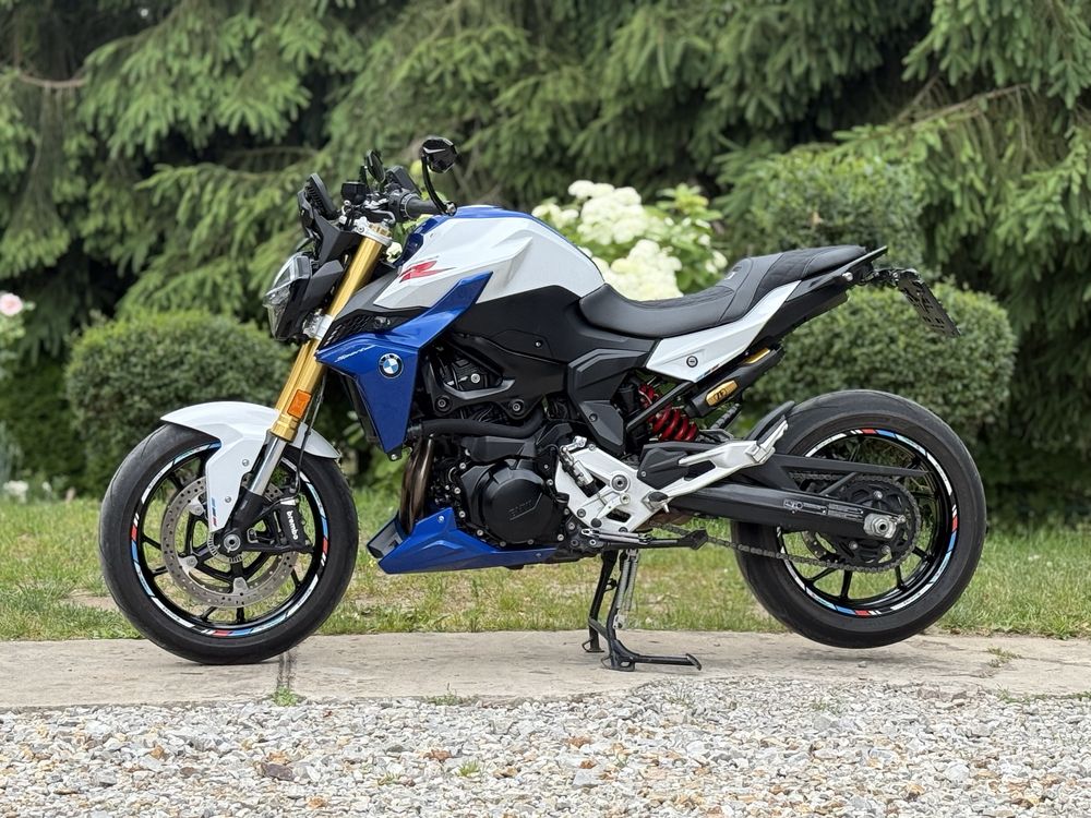 BMW F900R 2023 max wyposazenie arrow mt09 z900