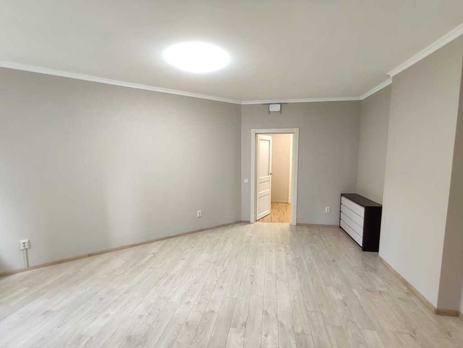 Продаж 4-к квартири. Раїси Окіпної, 8. 3 пов. Русанівка. Лівобережна