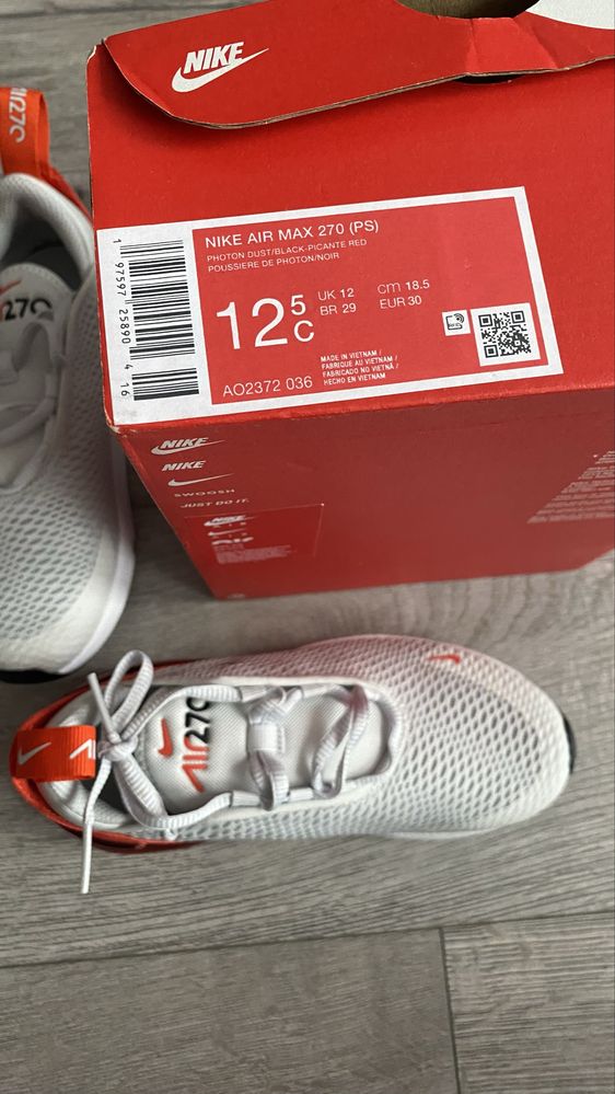 Nowe, oryginalne buty nike, rozmiar 30