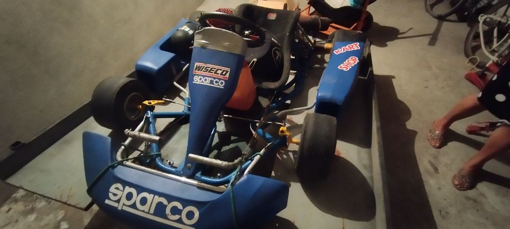 Kart 100 livre + extras