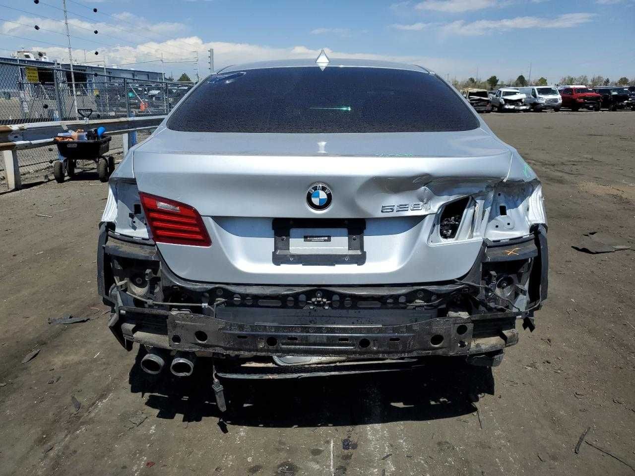 BMW  528 I  2016
