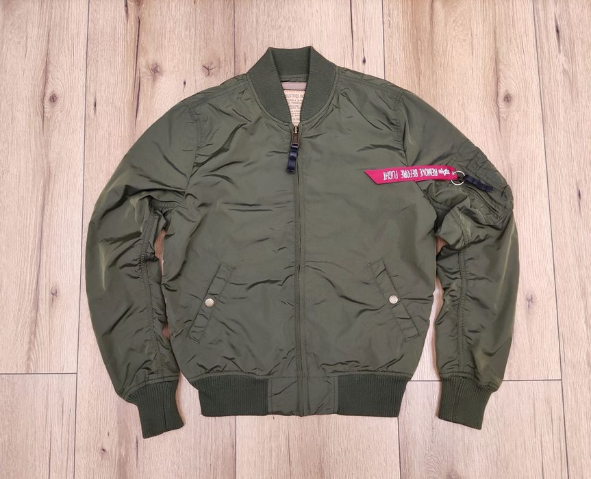 Alpha Industries męska kurtka bomberka khaki w rozmiarze S
