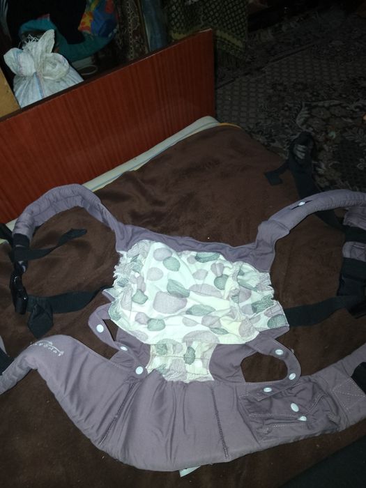 Продам дитяче кенгуру в дуже гарному стані