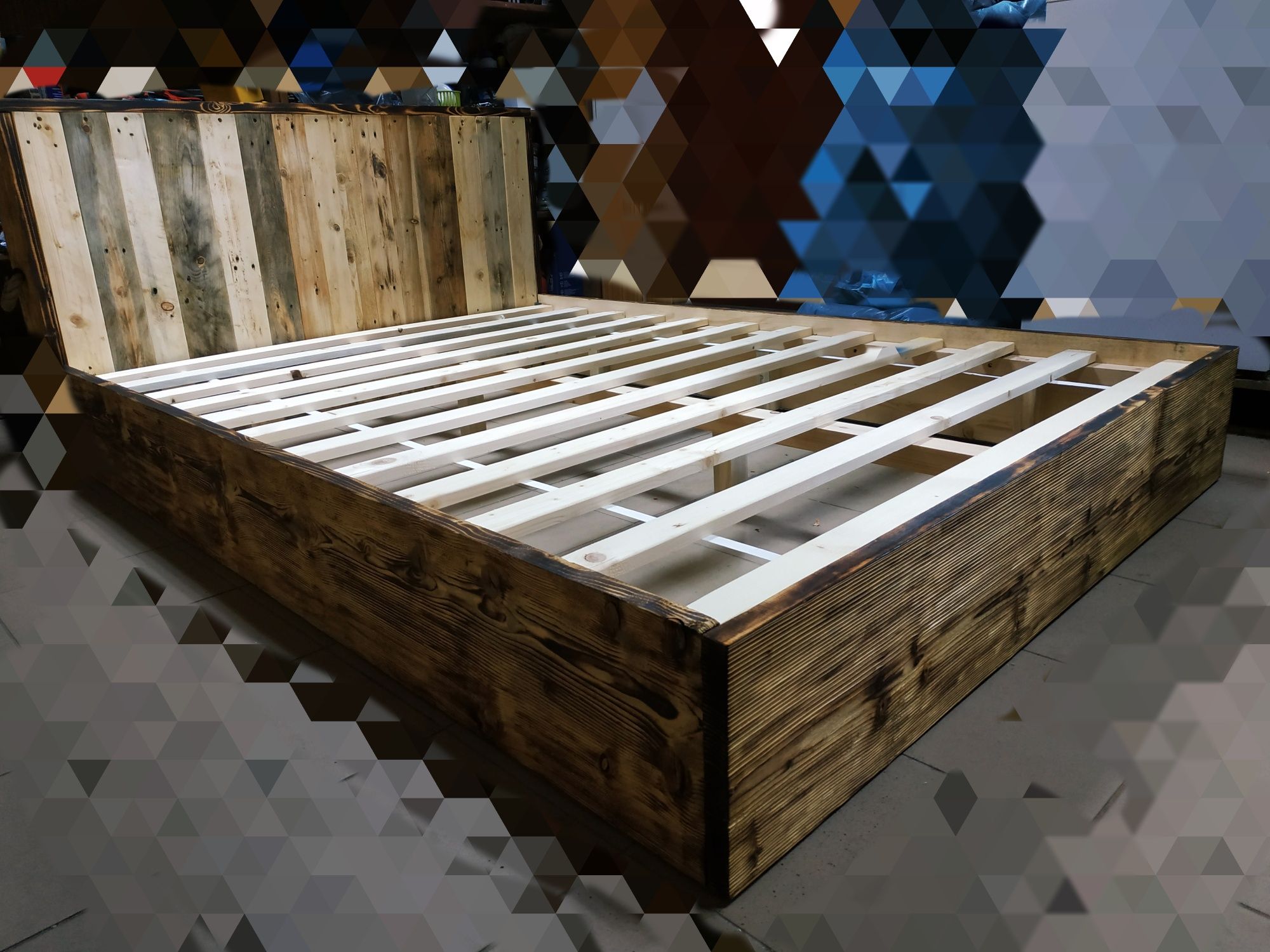 Łóżko drewniane rustykalne/ opalane z palet  *ukryte szuflady*