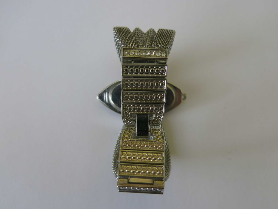 Relógio da marca Quartz - Vive