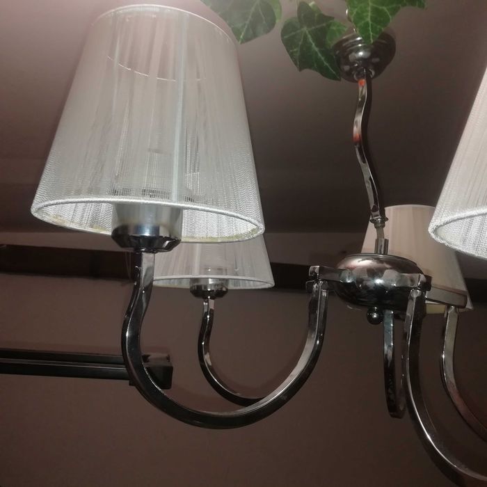 Люстра з тканини