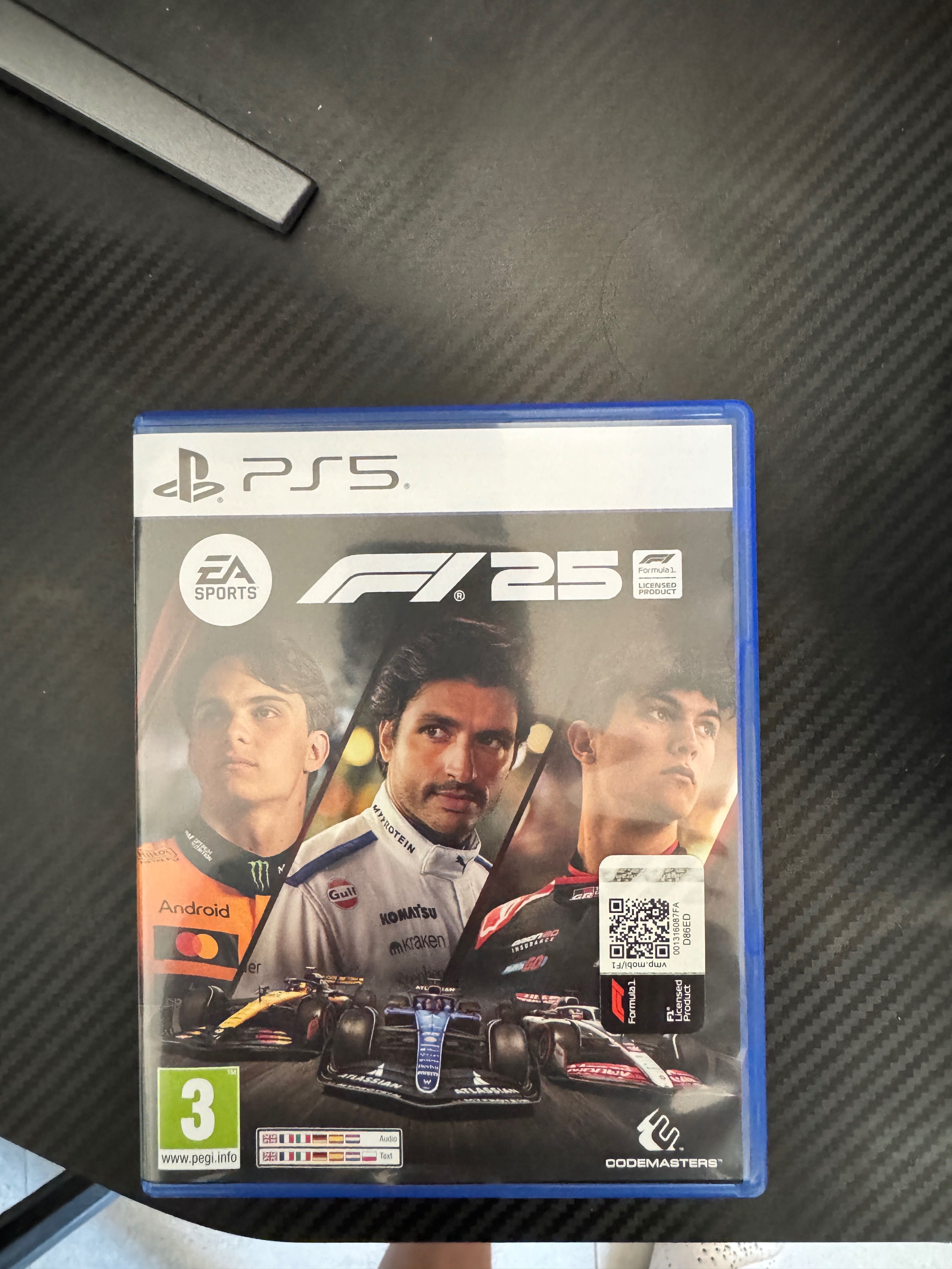 PlayStation 5 Slim + Logitech G923 + dualsense + F1 25