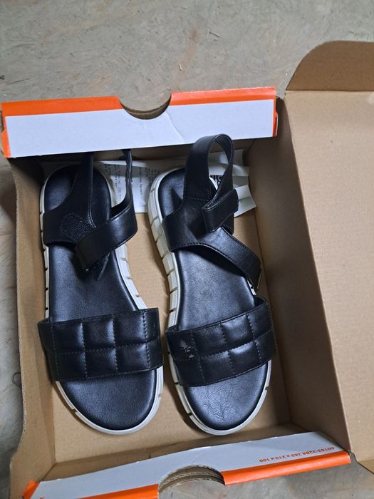 Granatowe sandały roz.35