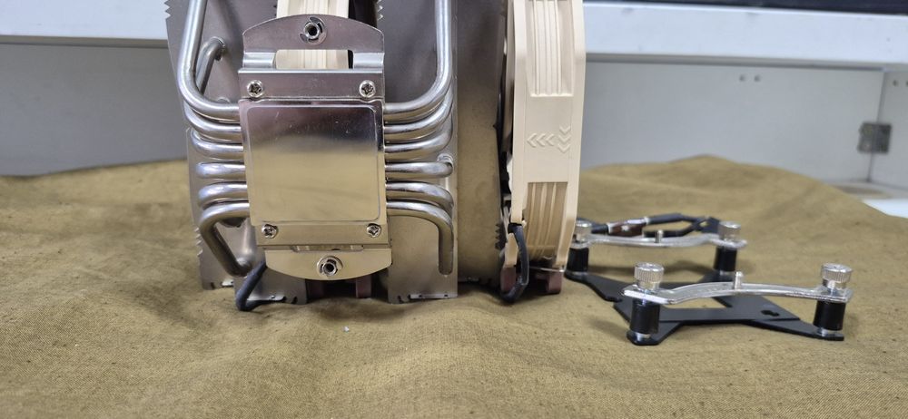 Кулер Noctua NH-D15