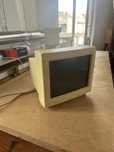 Monitor Hyundai  HMM-413