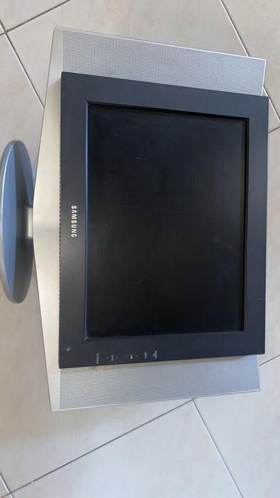 Monitores/Televisoes ACER e SAMSUNG